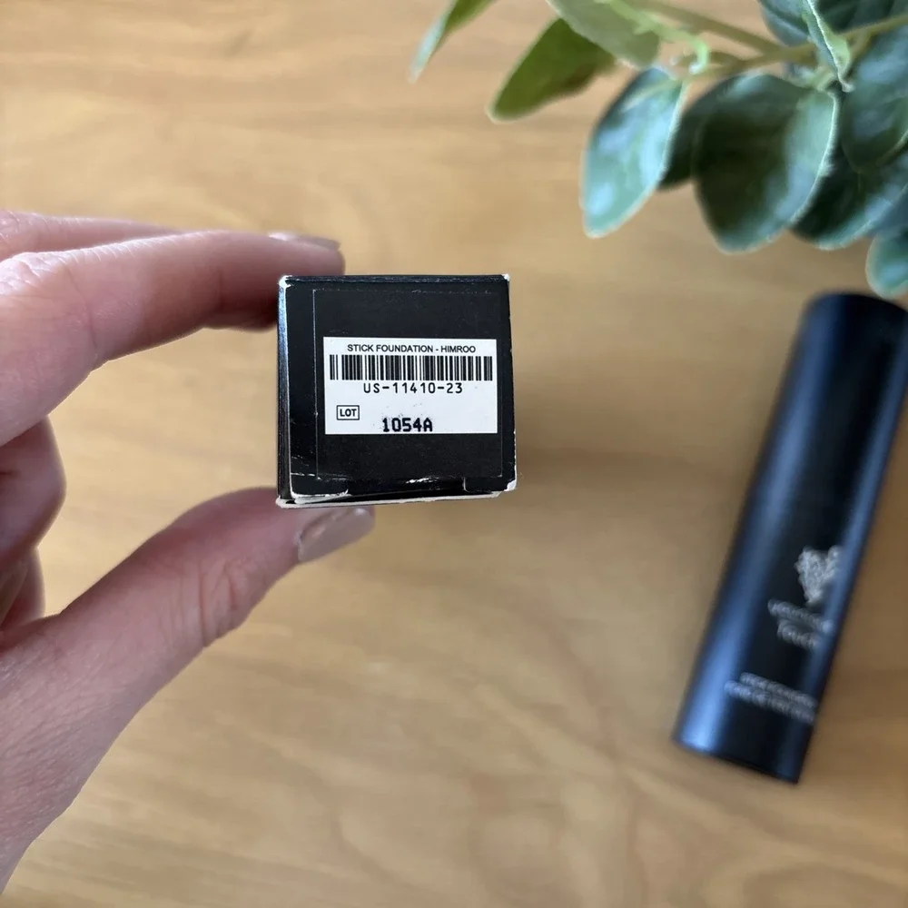 NEW Younique Touch Foundation Stick Himroo 12g